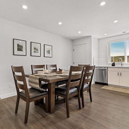 Villa Livingston Way I Sleep 6 I Netflix I Kitchen I Tv Pincher Creek Esterno foto