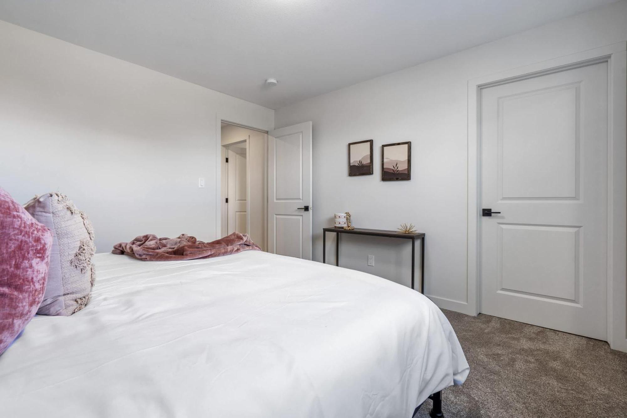 Villa Livingston Way I Sleep 6 I Netflix I Kitchen I Tv Pincher Creek Esterno foto